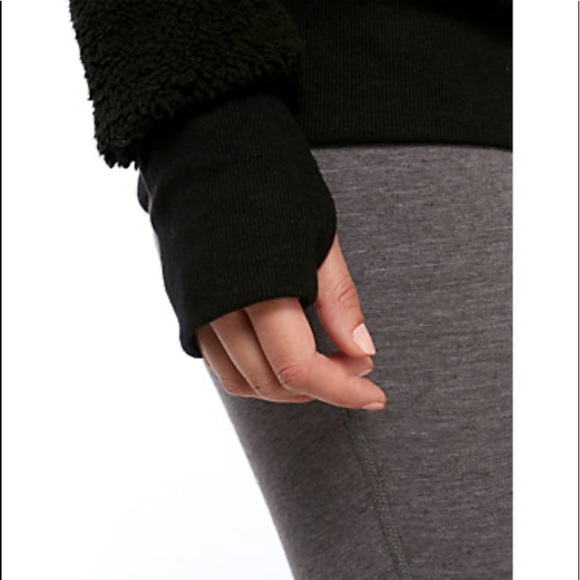 Zelos Wubbie Funnel Sweater Size XS - Picture 4 of 9